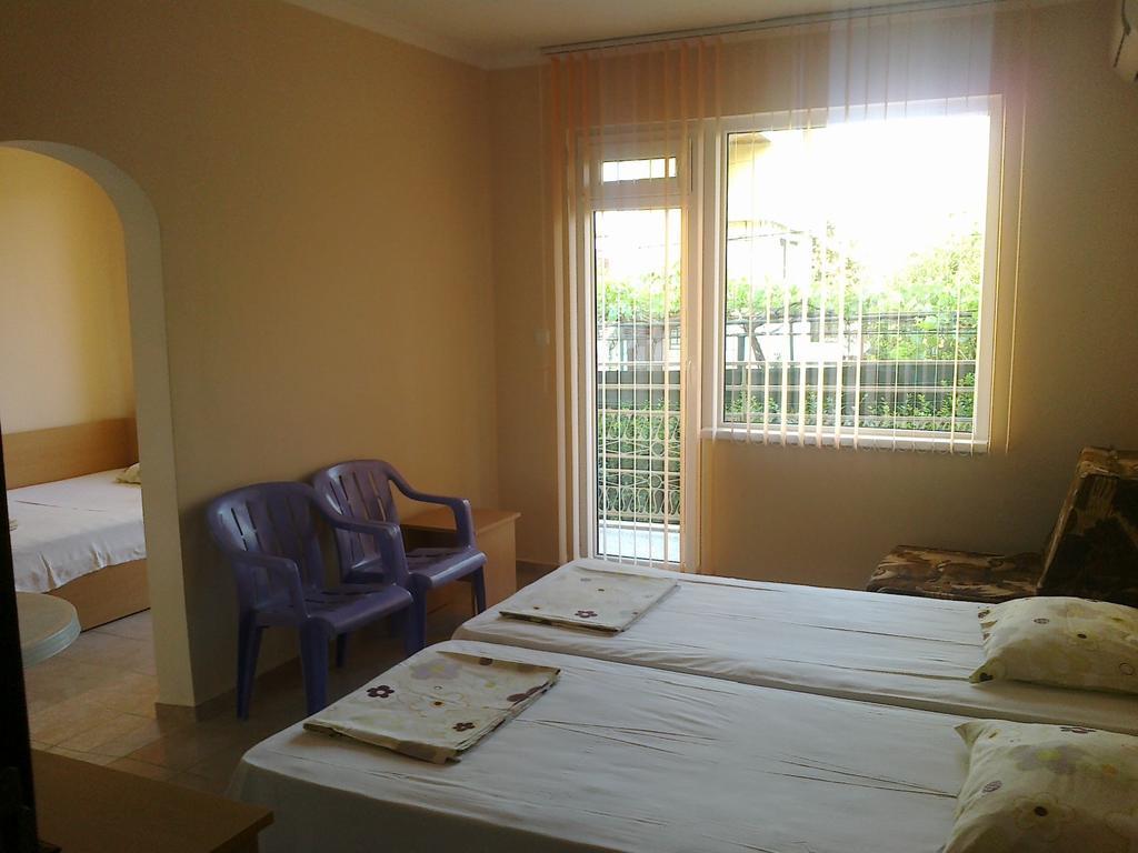 Guest Rooms Rusalka Kranevo Quarto foto